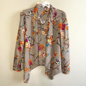 Floral print draped open blazer, lapel collar. By: Darling Size: Small